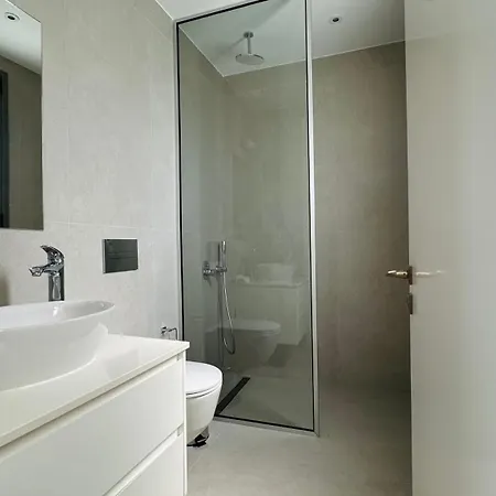 Luxury 4 Bdr Nerida