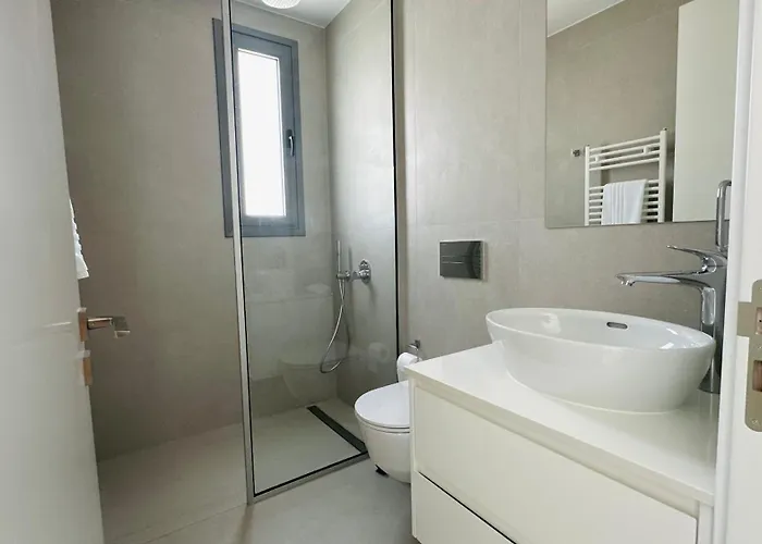 Luxury 4 Bdr Nerida *