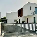 Luxury 4 Bdr Nerida Villa
