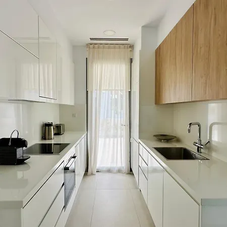 Villa Luxury 4 Bdr Nerida